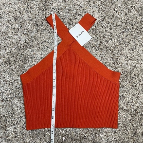 Forever 21 Sweater Knit Crisscross Halter Crop Top in Pompeian Red Small NWT - Picture 7 of 7